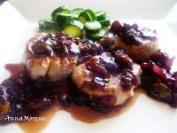  FILET DE PORC AMB SALSA DE MAGRANES / SOLOMILLO DE CERDO CON SALSA DE GRANADA