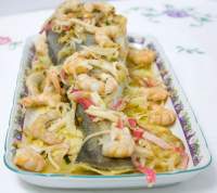   merluza al horno con gambas