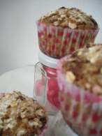   Tengo hambre!! Qué hay para comer  Muffins de avena, durazno y  sorpresa!