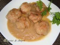   ALBONDIGAS EN SALSA