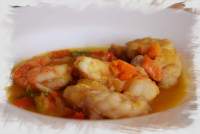 Rape con gambas en salsa   