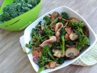   SALTEADO DE BRECOL CON SETAS Y JAMON SERRANO