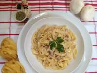   CINTAS CON SALSA DE CHAMPIÑONES