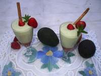   BATIDO DE SOJA Y AGUACATE CON UN TOQUE DE MERMELADA CASERA.