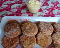   Galletas fritas con crema pastelera