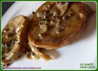   Medaglioni di seitan al pepe verde  - Medallones de seitán con salsa de pimienta verde