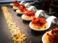 Tapas de Nidos de Patata y Migas de Chorizo▷Tapas para sorprender ✅