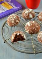 
Galletas blanco y negro o craqueladas sin lactosa  