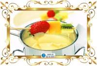 FONDUE DE CHOCOLATE BLANCO A LA MENTA CON BROCHETAS DE FRUTAS 