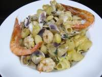 La cocinera de Bétulo: PASTA CON GAMBAS Y COQUINAS GRATINADA CON ALL-I-OLI 