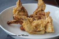 
Corazones de alcachofas rebozadas  