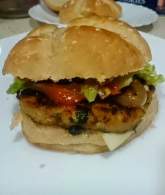   HAMBURGUESAS DE AGUACATE Y CARNE (Receta con #saboramalaga)