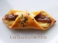   Placer Cantbrico, Pañuelos de queso brie con Anchoas de Conservas Juanjo